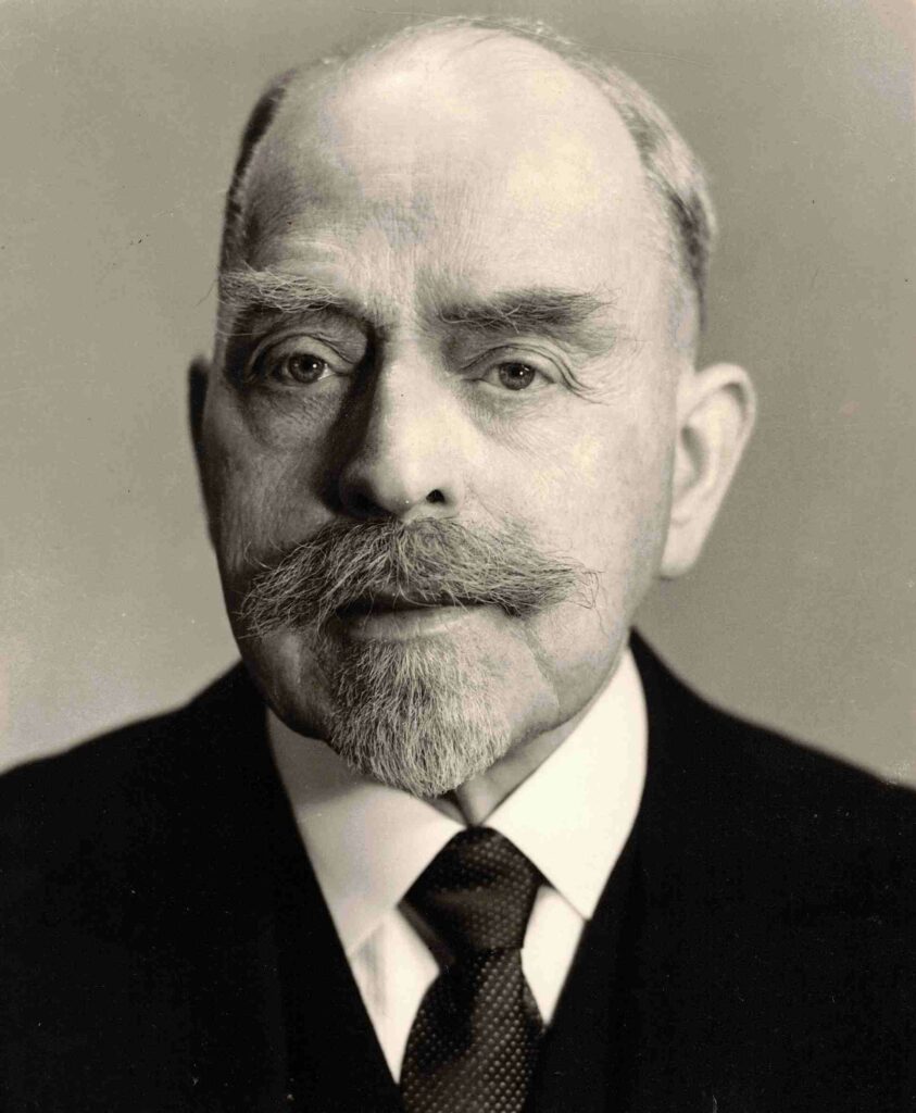 Gschwend - Ehrenbürger
Karl Schmidt Senior 
Bürgermeister
Ehrenbürger seit 31.01.1958